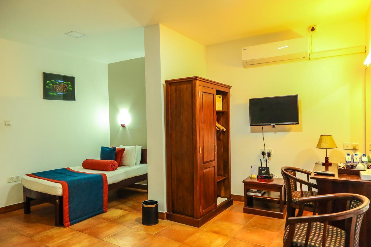 Oak Ray Ella Gap Hotel Εξωτερικό φωτογραφία